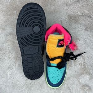 Jordan 1 Retro High
Tokyo Bio Hack
